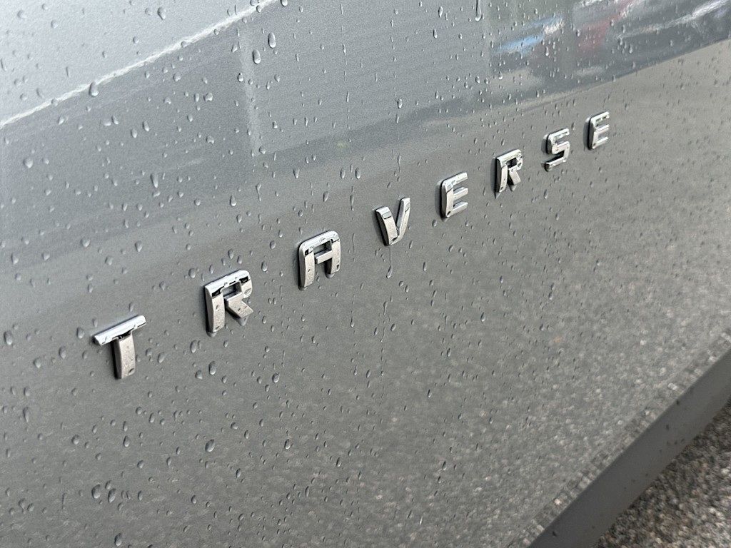 Thumbnail: 2023 Chevrolet Traverse - 23