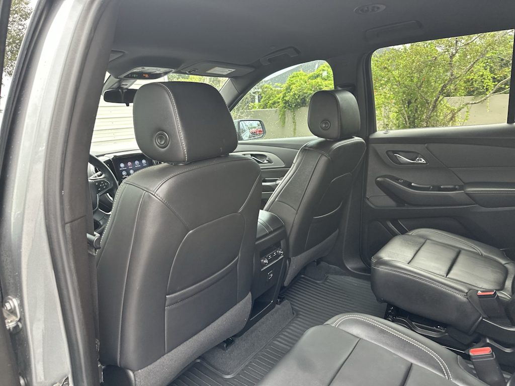 Thumbnail: 2023 Chevrolet Traverse - 13