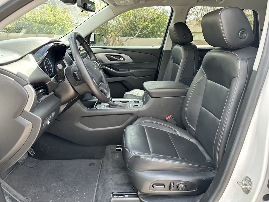 Thumbnail: 2020 Chevrolet Traverse - 11