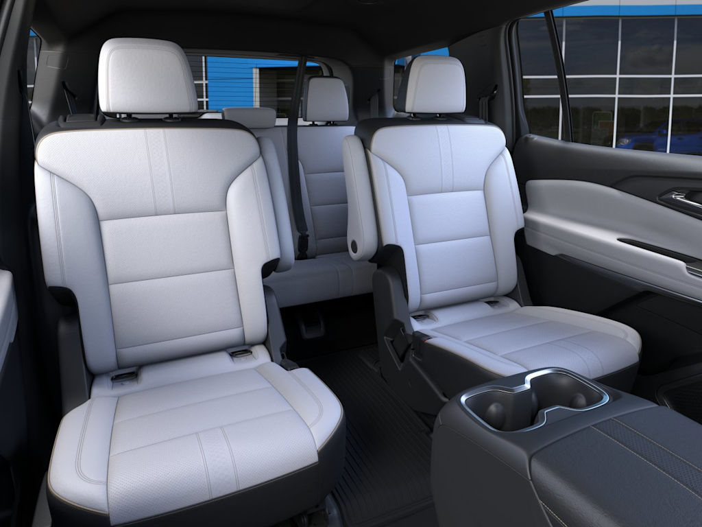 Thumbnail: 2026 Chevrolet Traverse - 8