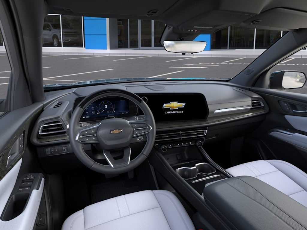 Thumbnail: 2026 Chevrolet Traverse - 2