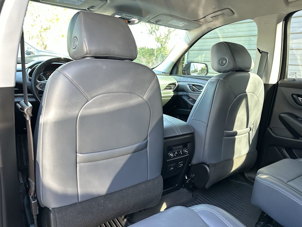Thumbnail: 2020 Chevrolet Traverse - 24