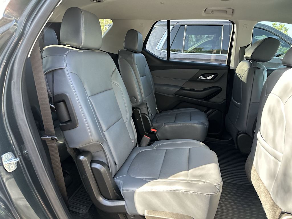 Thumbnail: 2020 Chevrolet Traverse - 25