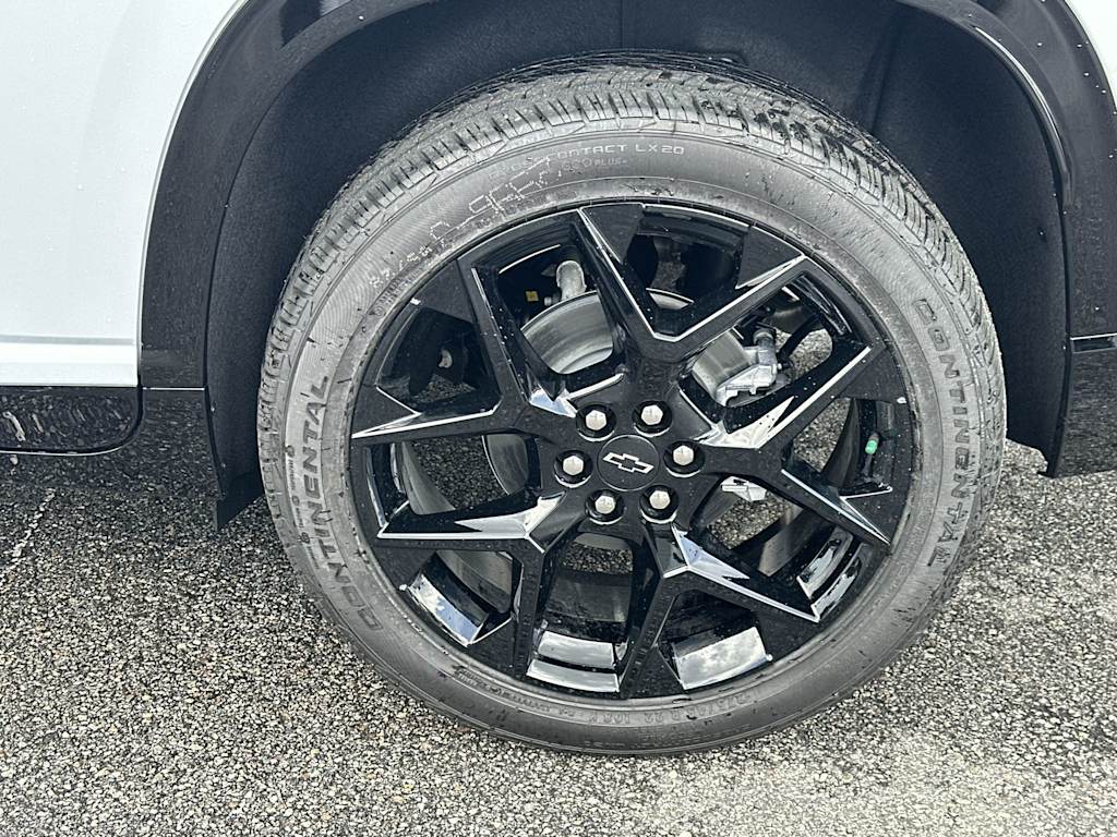 Thumbnail: 2026 Chevrolet Traverse - 8