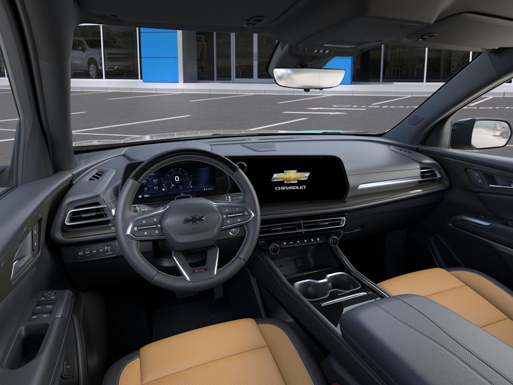 Thumbnail: 2027 Chevrolet Traverse - 2