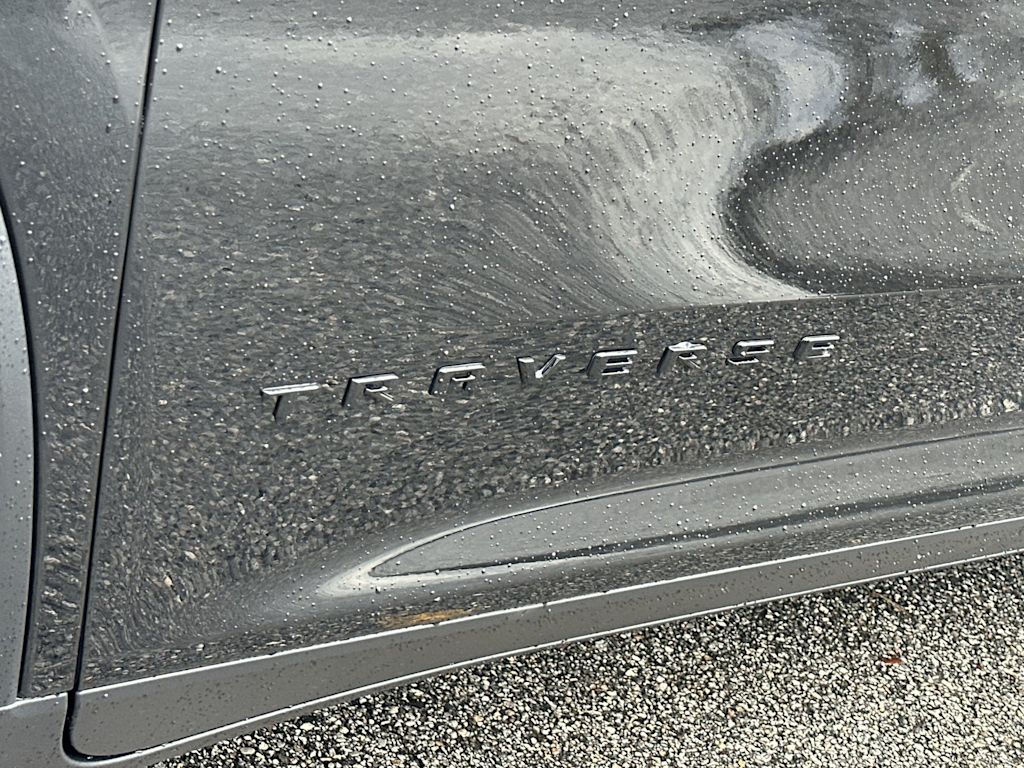 Thumbnail: 2027 Chevrolet Traverse - 23