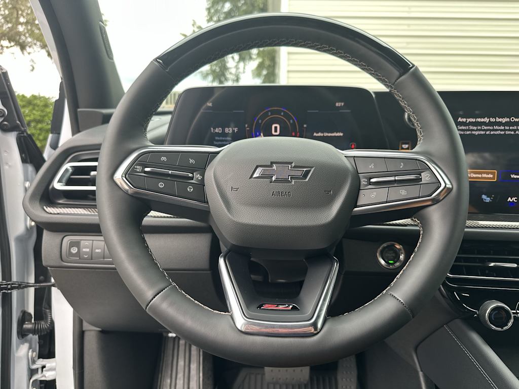 Thumbnail: 2027 Chevrolet Traverse - 9