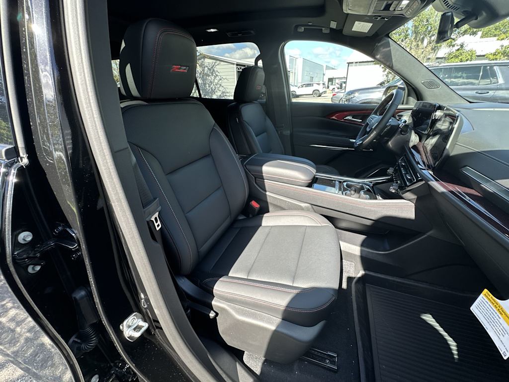 Thumbnail: 2026 Chevrolet Traverse - 25