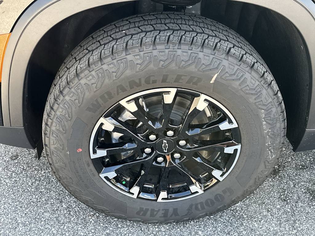 Thumbnail: 2026 Chevrolet Traverse - 8