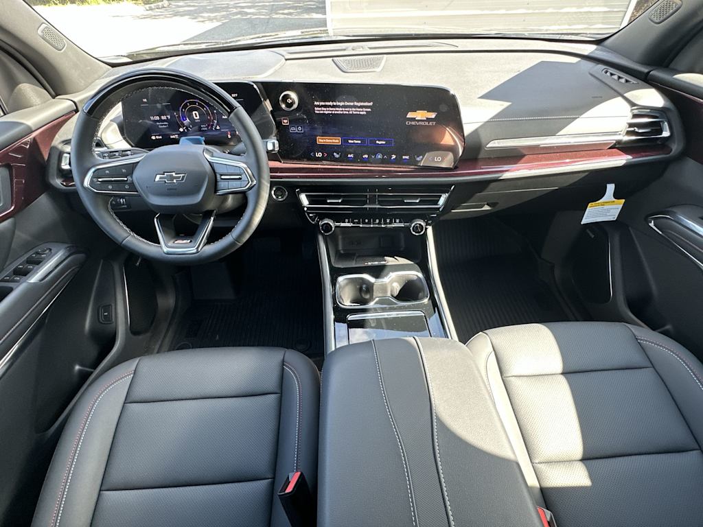 Thumbnail: 2026 Chevrolet Traverse - 2