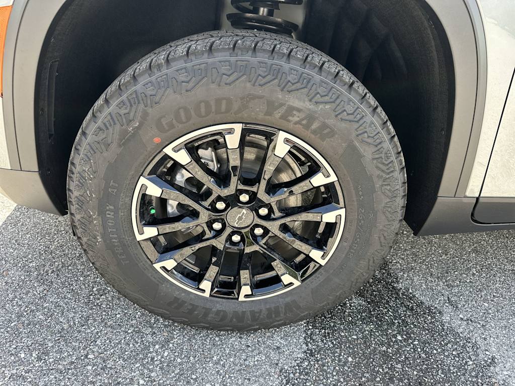 Thumbnail: 2026 Chevrolet Traverse - 8