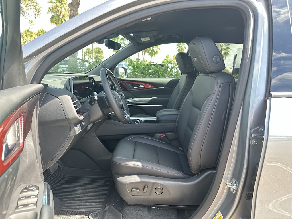 Thumbnail: 2026 Chevrolet Traverse - 11