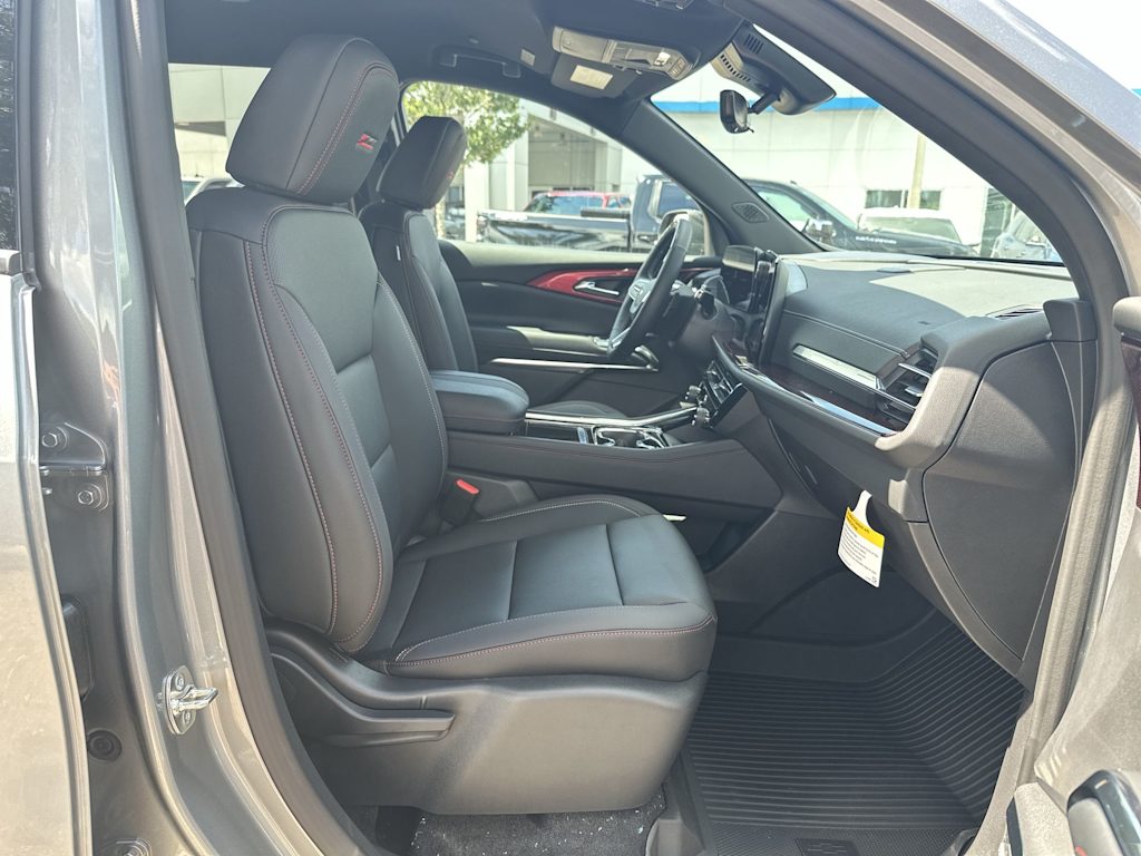 Thumbnail: 2026 Chevrolet Traverse - 24