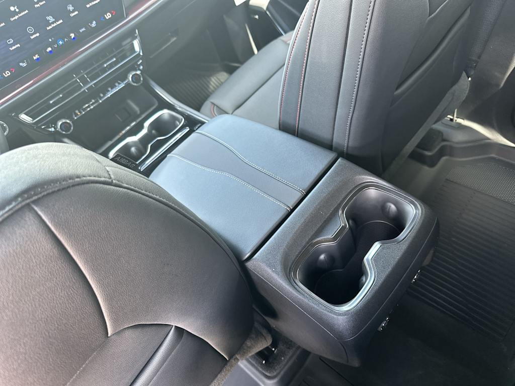 Thumbnail: 2026 Chevrolet Traverse - 25