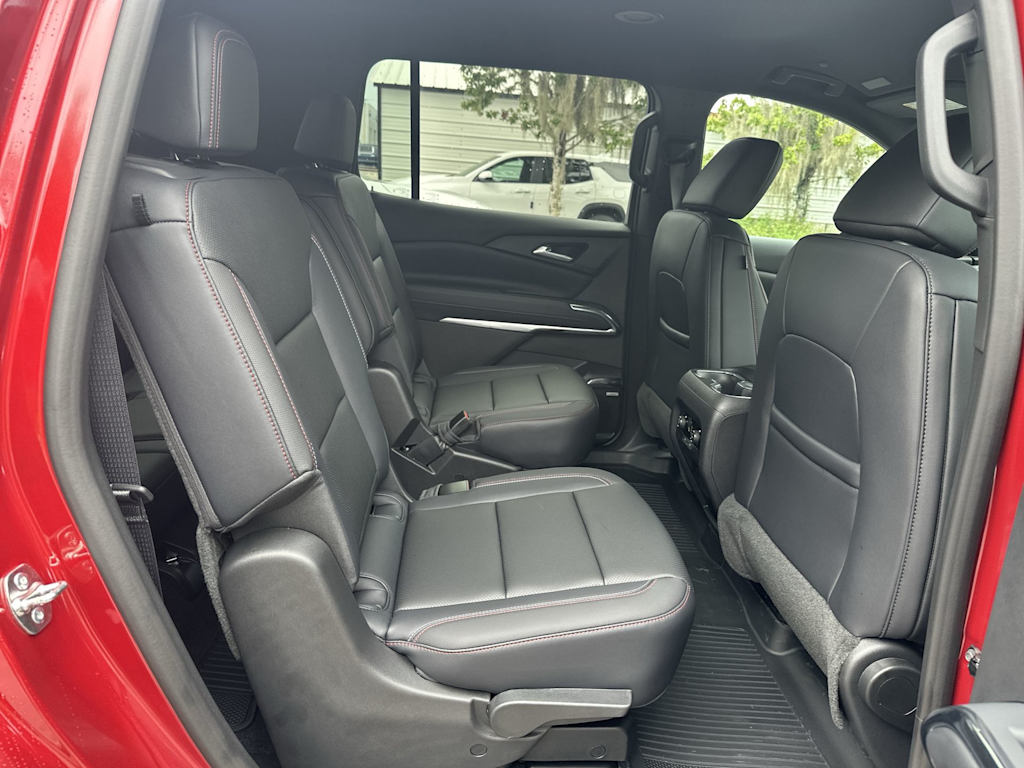 Thumbnail: 2026 Chevrolet Traverse - 25