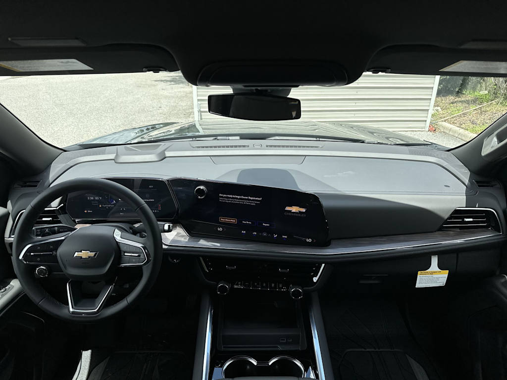 Thumbnail: 2026 Chevrolet Suburban - 2