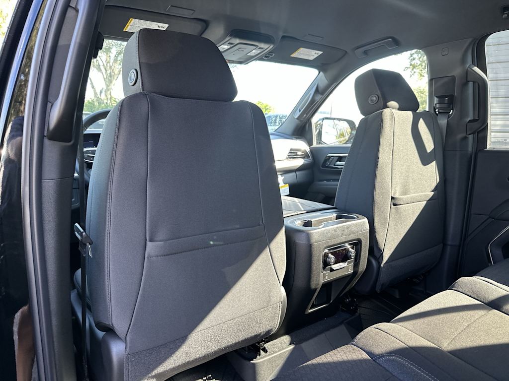 Thumbnail: 2026 Chevrolet Suburban - 21