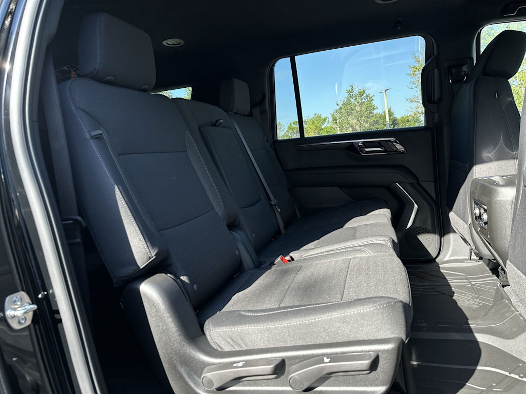 Thumbnail: 2026 Chevrolet Suburban - 22