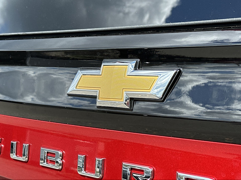Thumbnail: 2026 Chevrolet Suburban - 7