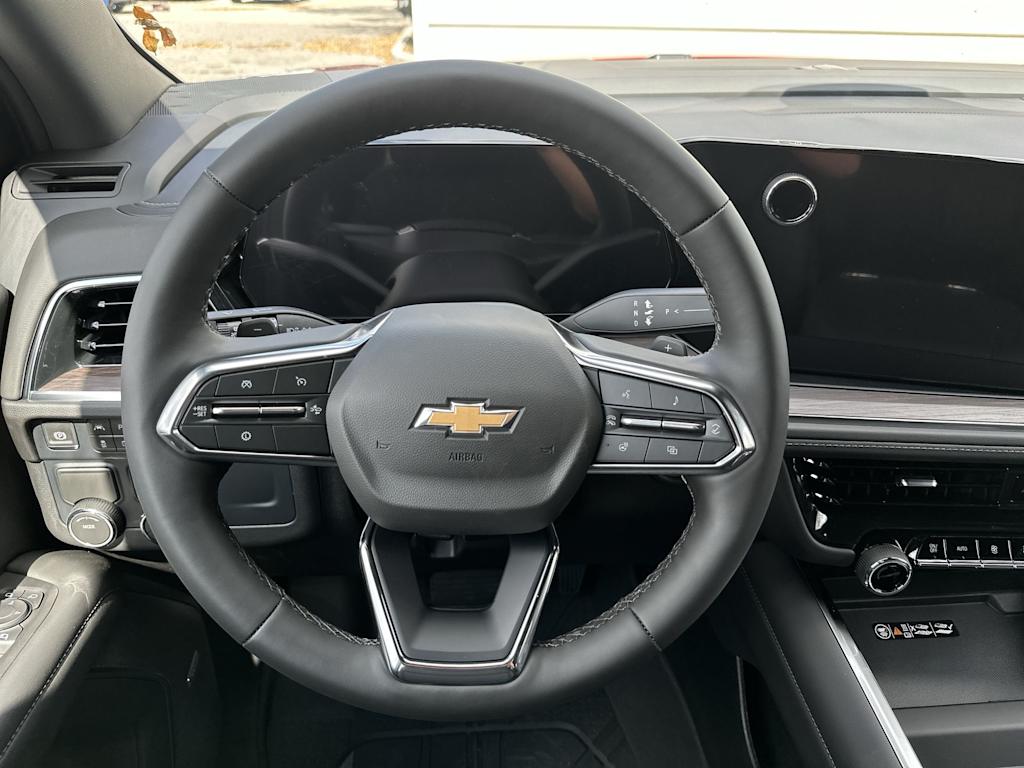 Thumbnail: 2026 Chevrolet Suburban - 10