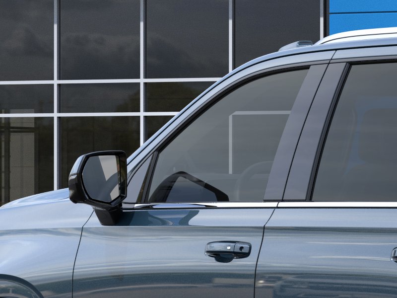 Thumbnail: 2026 Chevrolet Suburban - 19
