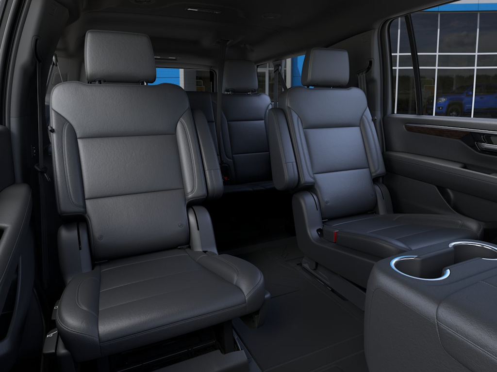 Thumbnail: 2026 Chevrolet Suburban - 9