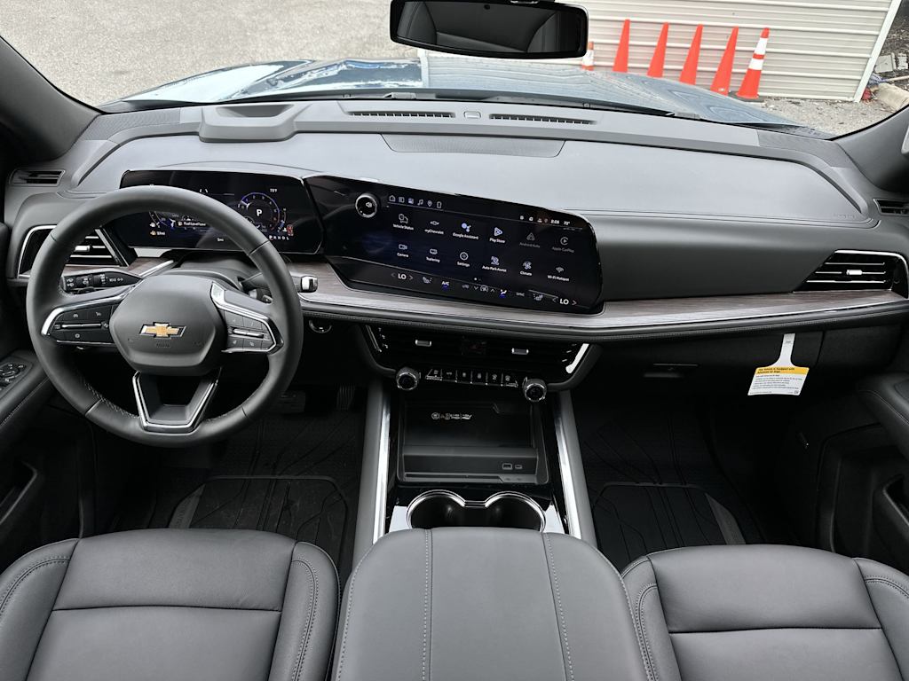 Thumbnail: 2026 Chevrolet Suburban - 2