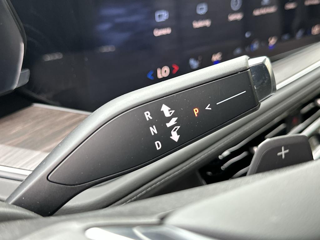 Thumbnail: 2026 Chevrolet Suburban - 26