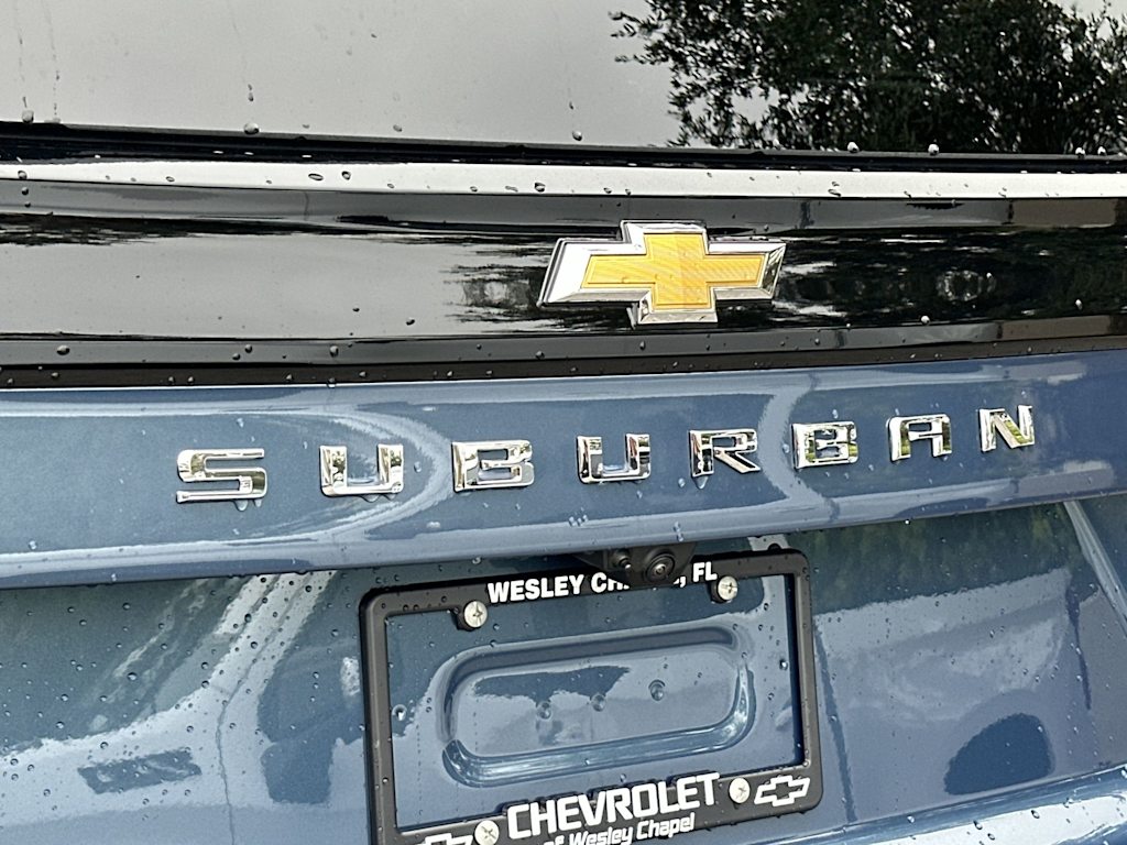 Thumbnail: 2026 Chevrolet Suburban - 21