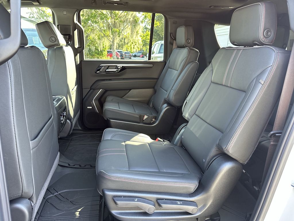 Thumbnail: 2026 Chevrolet Suburban - 13