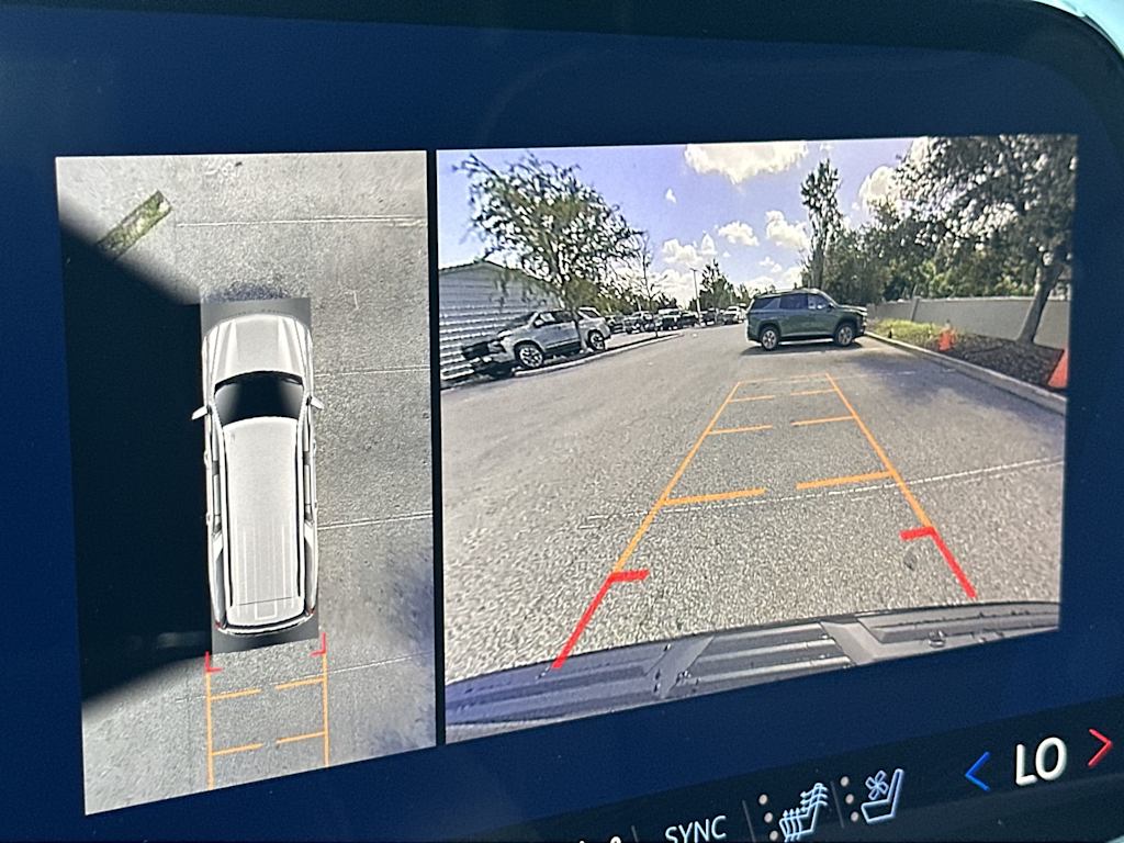Thumbnail: 2026 Chevrolet Suburban - 12