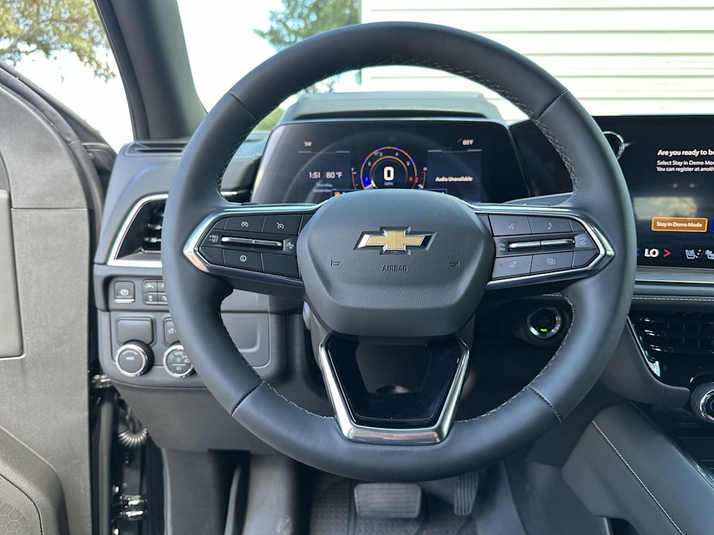 Thumbnail: 2026 Chevrolet Suburban - 8