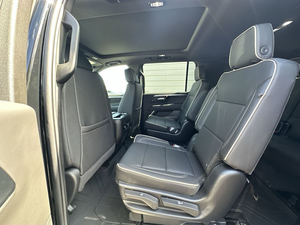 Thumbnail: 2025 Chevrolet Suburban - 13