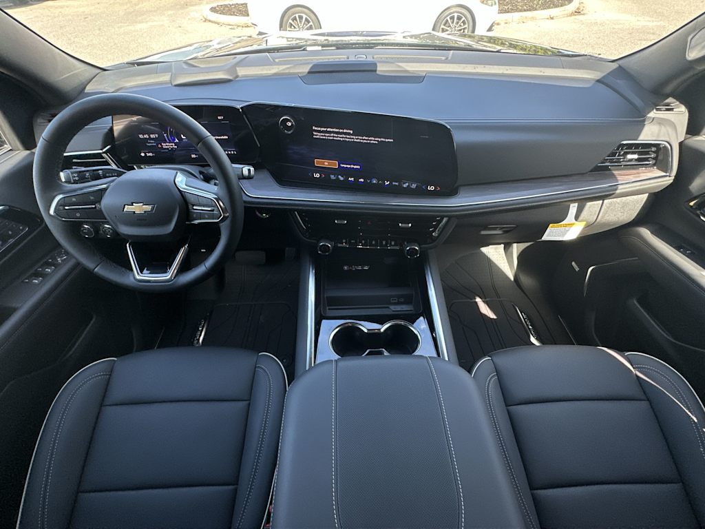 Thumbnail: 2025 Chevrolet Suburban - 2