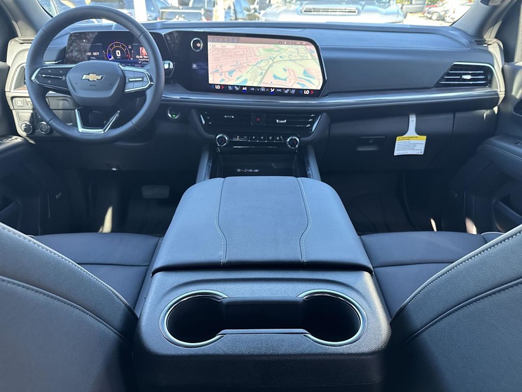 2025 Chevrolet Suburban Premier 2