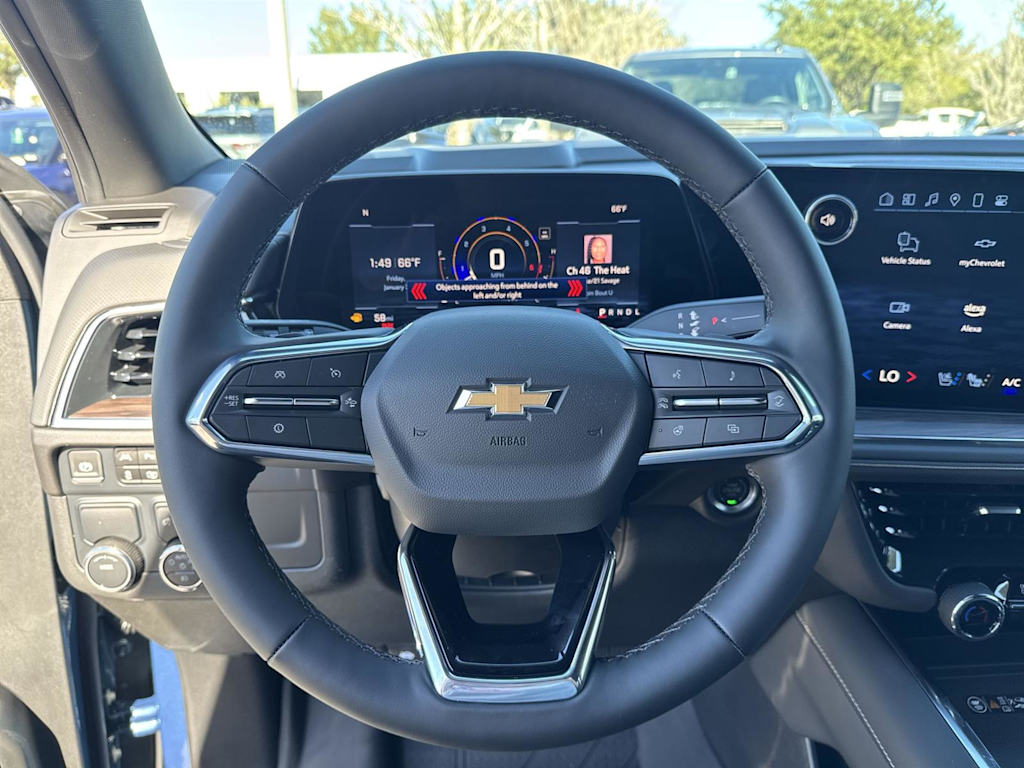 2025 Chevrolet Suburban Premier 14