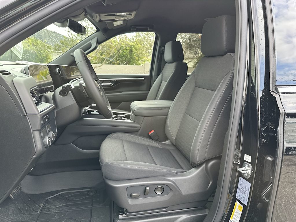 Thumbnail: 2026 Chevrolet Tahoe - 10