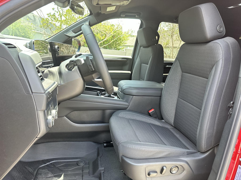 Thumbnail: 2026 Chevrolet Tahoe - 12