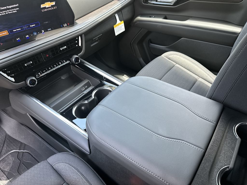 Thumbnail: 2026 Chevrolet Tahoe - 26