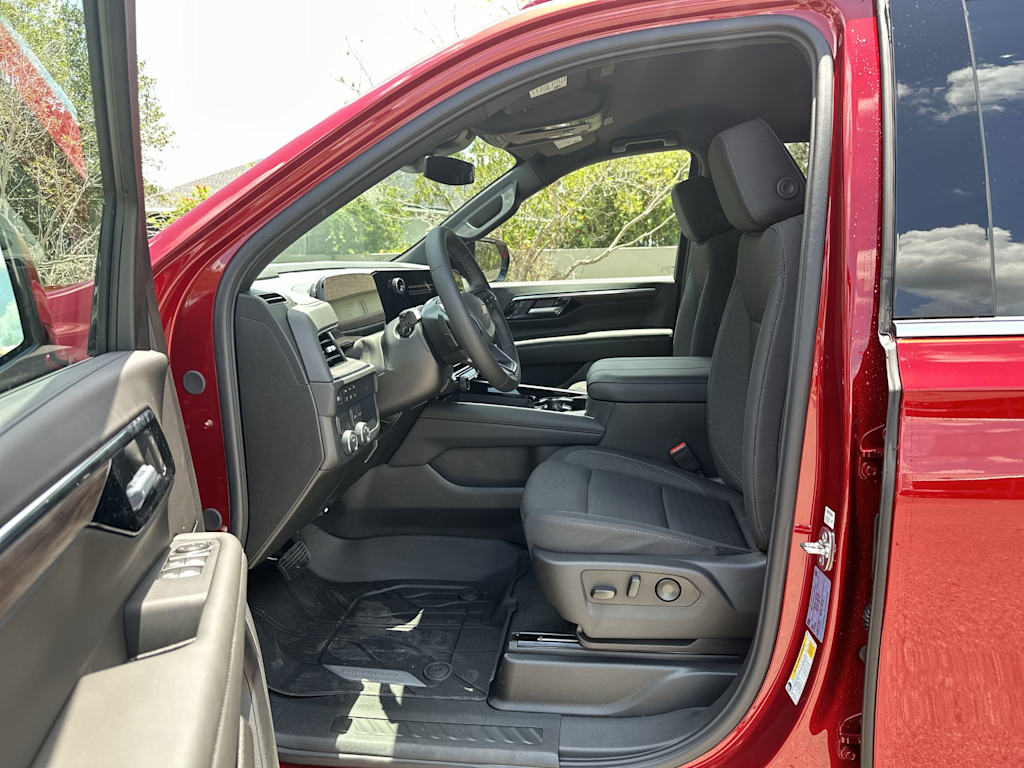 Thumbnail: 2026 Chevrolet Tahoe - 11