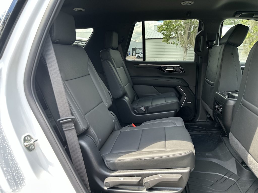 Thumbnail: 2026 Chevrolet Tahoe - 22