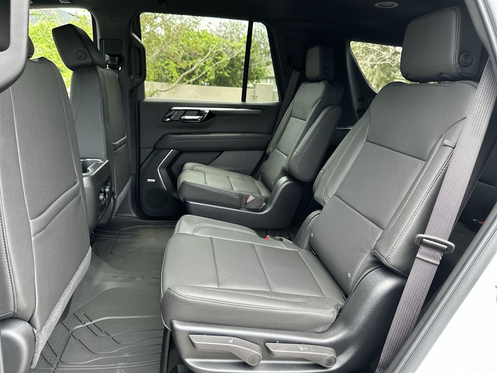 Thumbnail: 2026 Chevrolet Tahoe - 12