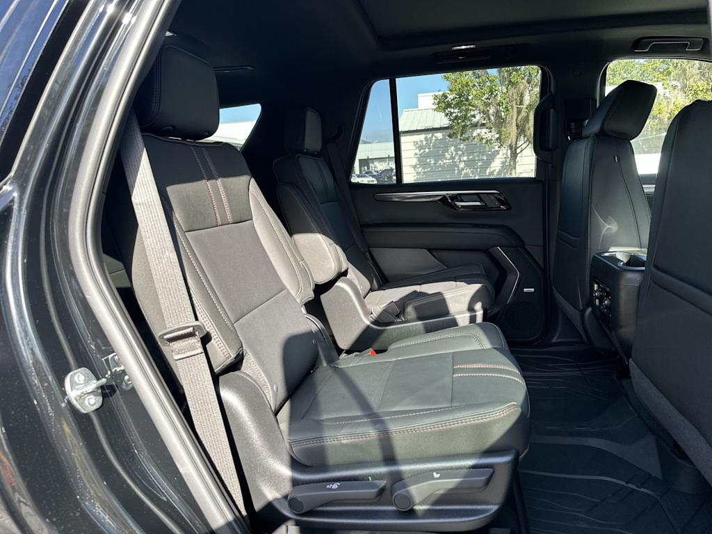 Thumbnail: 2026 Chevrolet Tahoe - 25