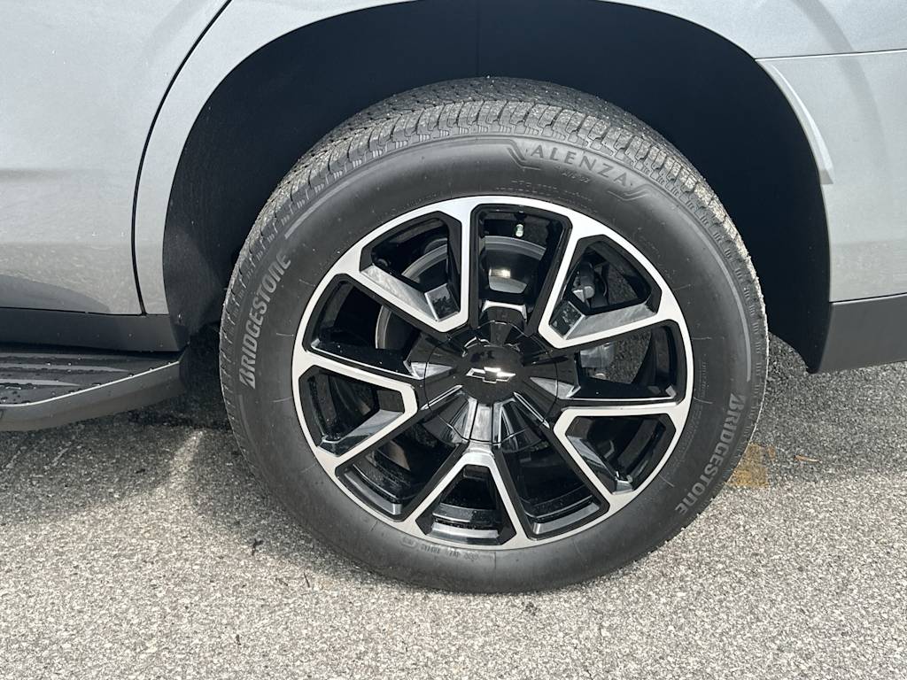 Thumbnail: 2026 Chevrolet Tahoe - 8