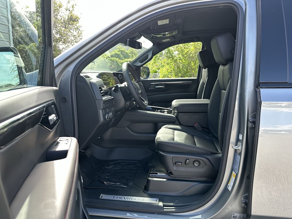 Thumbnail: 2026 Chevrolet Tahoe - 17