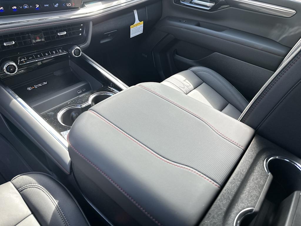 Thumbnail: 2026 Chevrolet Tahoe - 25