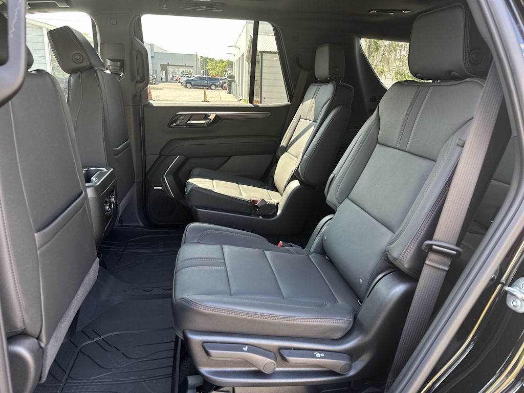 Thumbnail: 2026 Chevrolet Tahoe - 12