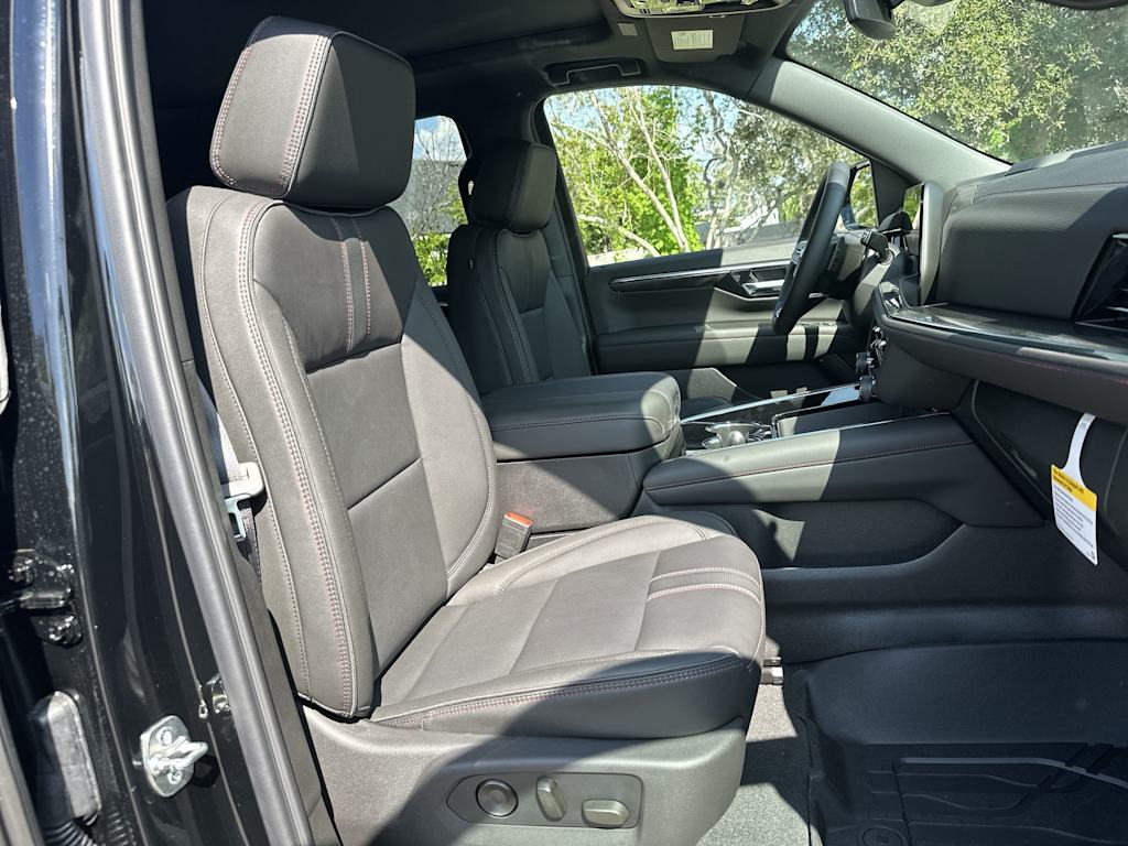 Thumbnail: 2026 Chevrolet Tahoe - 24
