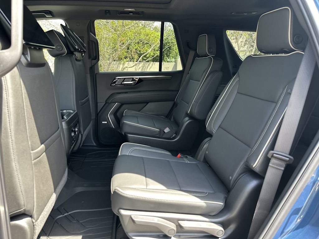 Thumbnail: 2026 Chevrolet Tahoe - 12