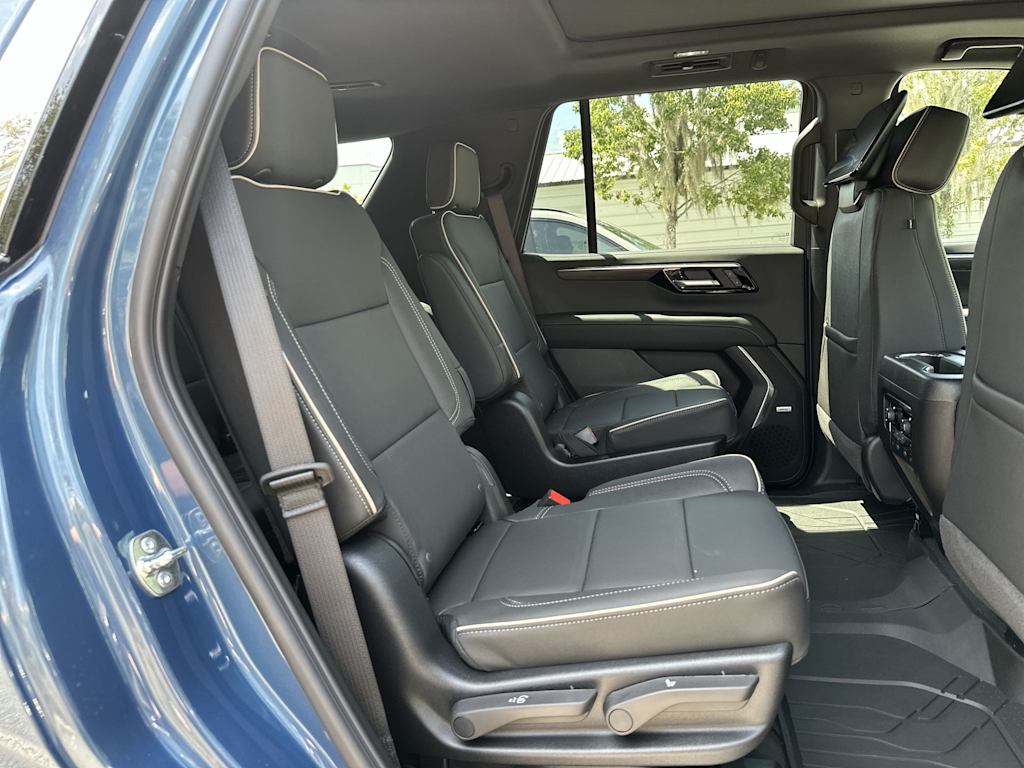 Thumbnail: 2026 Chevrolet Tahoe - 23
